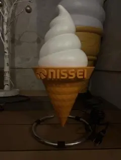 NISSEI アイスクリーム型ランプ