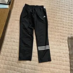 adidas ナイロンパンツ 黒　M