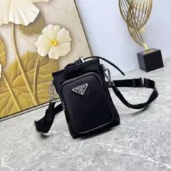 PRADA ブラック スマホショルダーバッグ