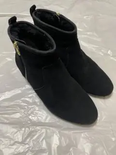 ダイアナ ショートブーツ