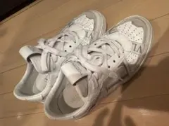 VALENTINO スニーカー ホワイト