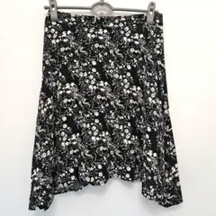 gap★ひざ丈フレアスカート　花柄