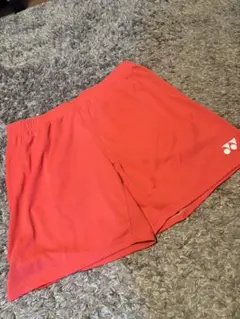 ヨネックス 赤 ショートパンツ
