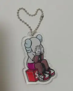 KAWS　NIKE　アクリルキーホルダー