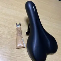 COOWOO 自転車サドル超肉厚 低反発サドルクッション 衝撃吸収
