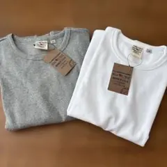 新品タグ付き　AVIREX 半袖Tシャツ 140 リブ 2枚セット 白　グレー