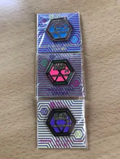 EXO ブローチ　3個セット