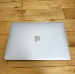 値下げ中　 美品　Apple MacBook Air シルバー
