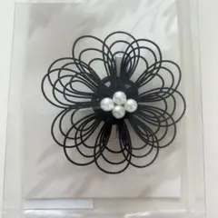 【未使用】lattice ヘアアクセサリー お花水引きクリップ（ブラック）