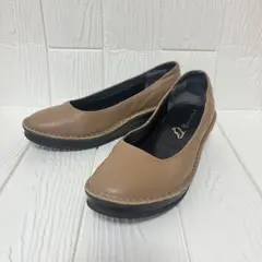 【美品】ドルチェ　牛革プレーンパンプス　踵内側ゴム入　23.5