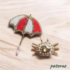 ハンドメイド　ビーズ刺繍　ブローチ　パラソル・カニ　セット