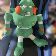 クレヨンしんちゃん　ガンダムロボ　ぬいぐるみ
