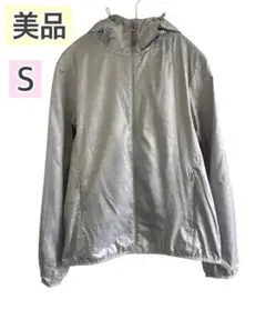美品　UNIQLO ユニクロ　ポケッタブルパーカー　ウィンドブレーカー