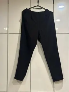 ブラック 黒 スラックス パンツ