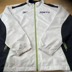 Item thumbnail for item 71f4d97f-9641-40f7-9cd2-e8f99fef983f