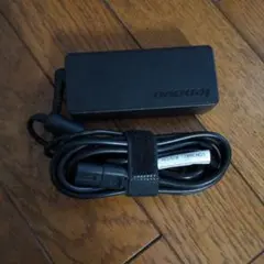 Lenovo ACアダプター　20V 3.25A PA-1650-72 美品