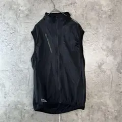 【 ICE ASSIST 】 美品　メッシュ　ジップベスト　黒　スポーティ　LL