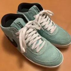 美品　ナイキ　NIKE 26 スニーカー