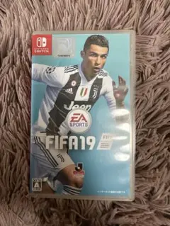 Nintendo Switch ソフト　FIFA19 サッカー　新品