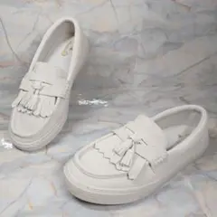 Item thumbnail for item 8c20d11d-9e42-4705-88d6-053a9f5360f1