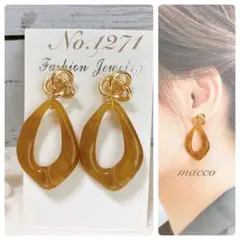 Item thumbnail for item 6251e2b3-15f3-4151-b17b-1647fabd21ab