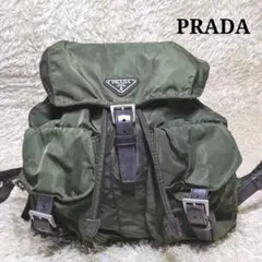 美品✨ プラダ リュック テスート ナイロン レザー カーキ ロゴプレート