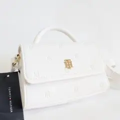 【海外限定品】Tommy Hilfiger ホワイト 白 ミニ ショルダーバッグ