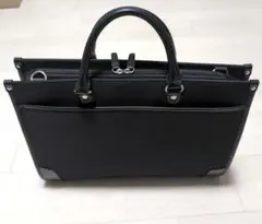 【美品】ビジネスバッグ 　数回使用のみ　就活にも。