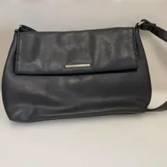 インデックス　ブラックショルダーバッグ