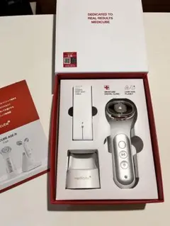 Item thumbnail for item 86d90cae-ccc8-43fe-ab1d-193b7c7f1812