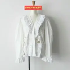 MALIONvintage cutwork lace v neck blouse