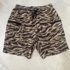 美品！breeze ハーフパンツ　短パン　迷彩　カモフラ　撥水　130