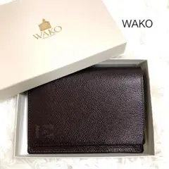 WAKOワコー二つ折り財布　美品