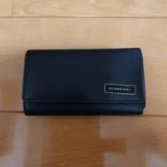 BURBERRY　黒キーケース