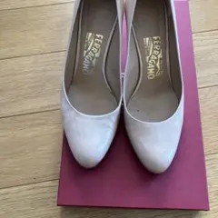 値下げ 訳あり サルバトーレ フェラガモ パンプス