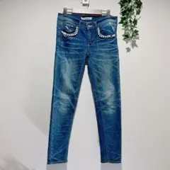 Item thumbnail for item 156acc4b-50d5-4ab1-900e-a725725d7c64