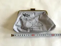⭐︎猫の刺繍がま口⭐︎
