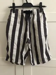 グローバルワーク150㎝　黒白ボーダーハーフパンツ