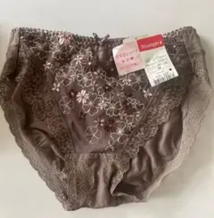 Item thumbnail for item a78e63ce-65aa-4188-81f3-ccd12956a352