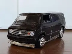 ホットウィール OLD SCHOOL カスタム77ダッジバン