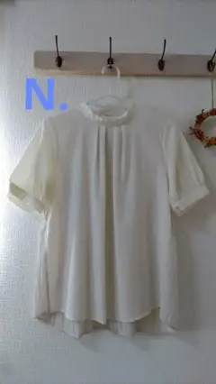 N. ◇ バックシャン シャーリング ブラウス アイボリー M