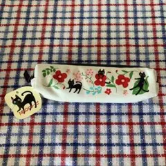 黒猫柄ペンケース