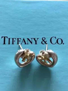 ピアス