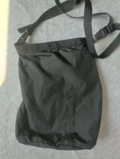 無印良品　たためる　撥水手提にもなるショルダーバッグ（小）ブラック サコッシュ
