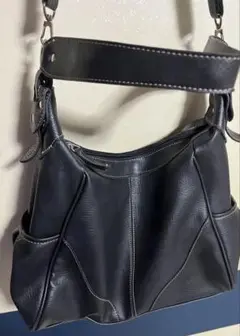 [値下げ]emilie m. 黒のショルダーバック