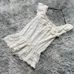 CECIL McBEE オフショル レース フリルトップス オフホワイト M