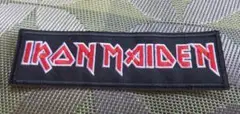 長方形■黒赤■アイアン・メイデンIRON MAIDENメタル・バンド刺繍ワッペン