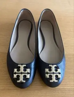 Tory Burch 黒 レザーフラットシューズ