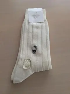 新品　ナイガイ　サンリオ　ハローキティ ソックス 24-26　白