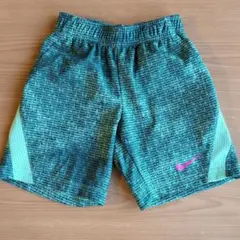 NIKE ドライフィット ショートパンツ 100